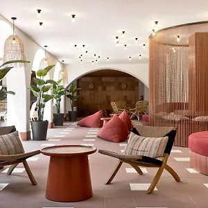hotel-pinero-bahia-de-palma.balearic-islands.net/